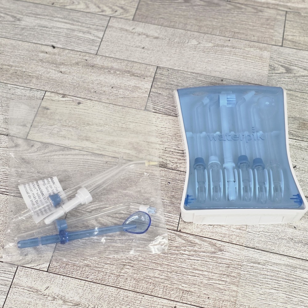 Waterpik Water Flosser 6 Count + 4 Extra Replacement Tips With Case New